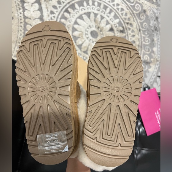 Ugg Tazzlita Platform Slippers - Size 8 - Picture 4 of 4